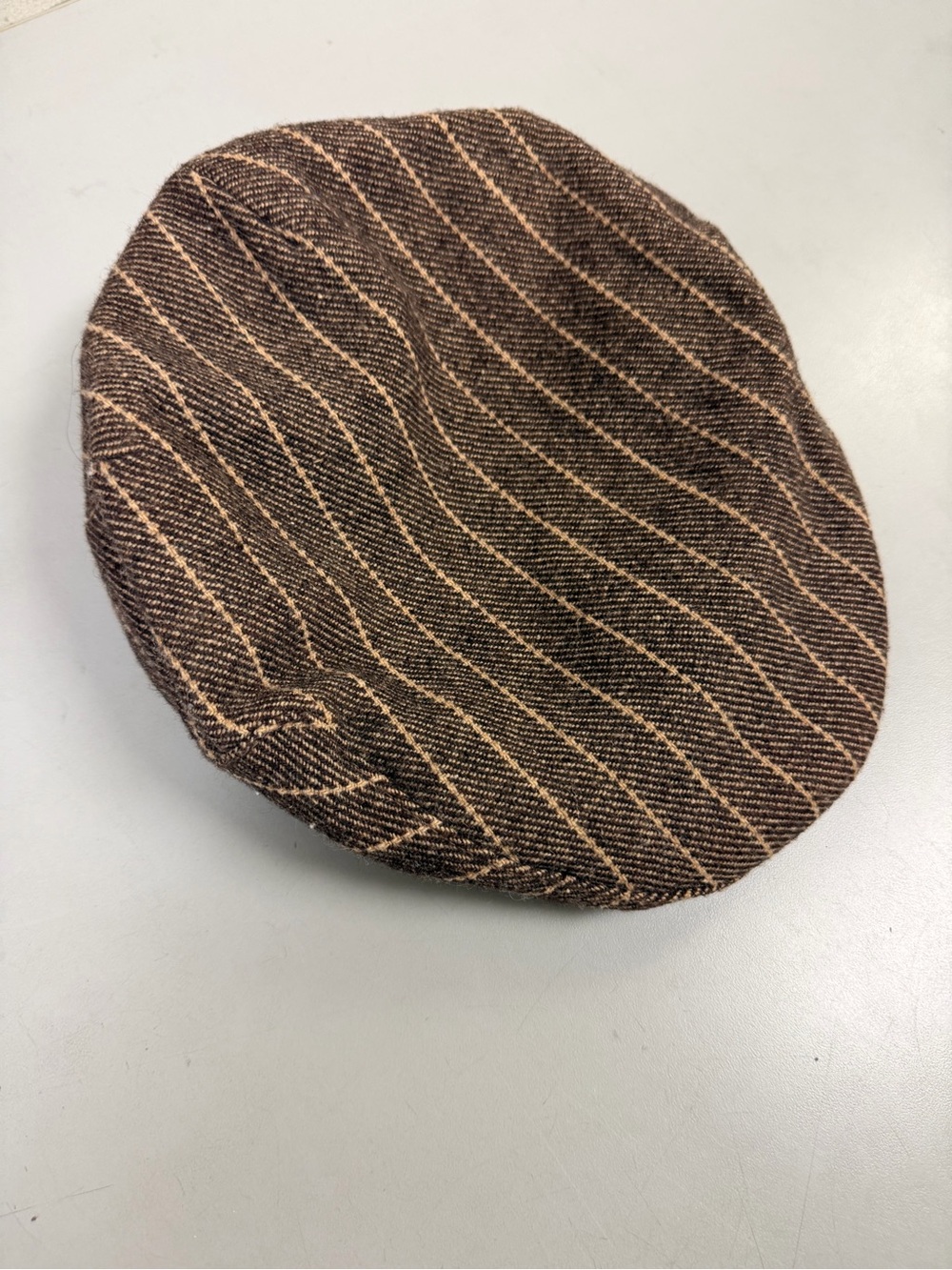 Vintage Scala Brown Pinstriped Newsboy Flat Cap Size Medium - Picture 8 of 9